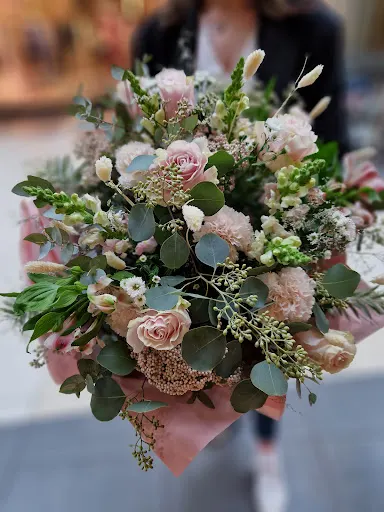 KWIACIARNIA FLOWER ROOM